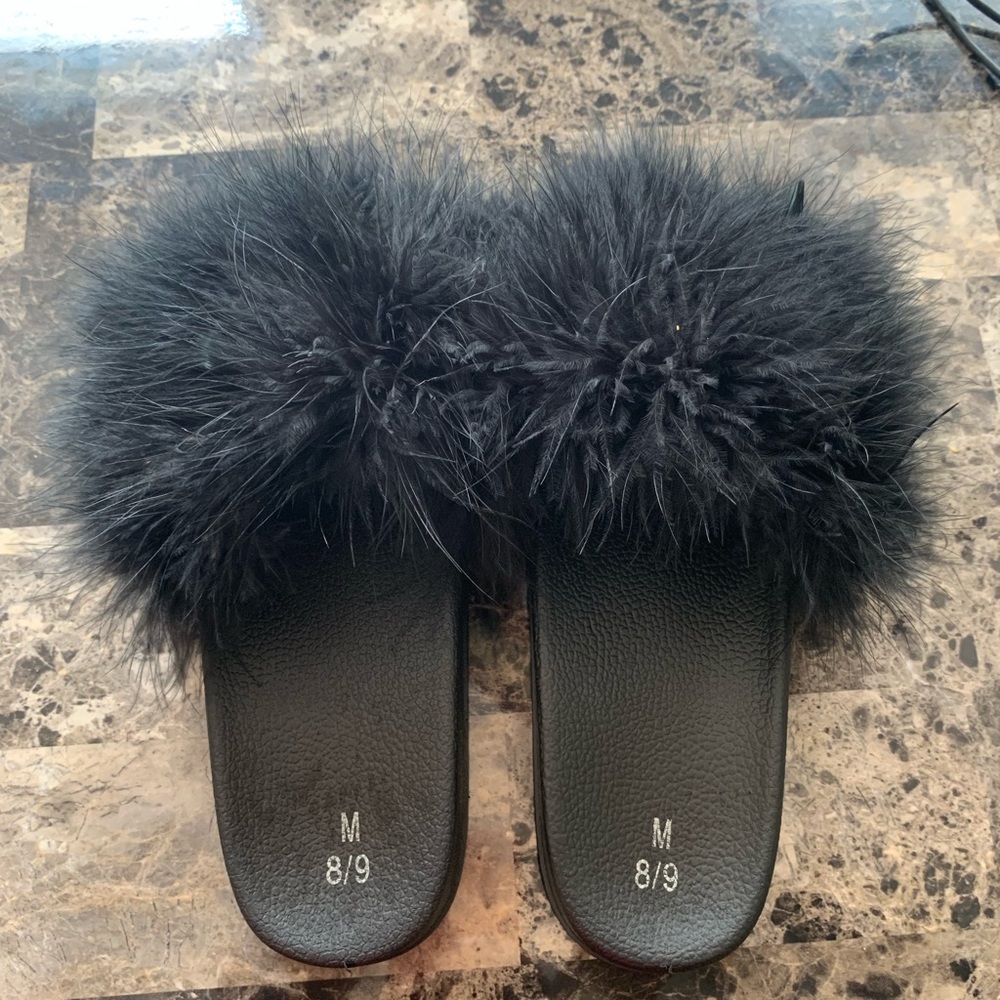 Fur Flops - Picture 3 of 4